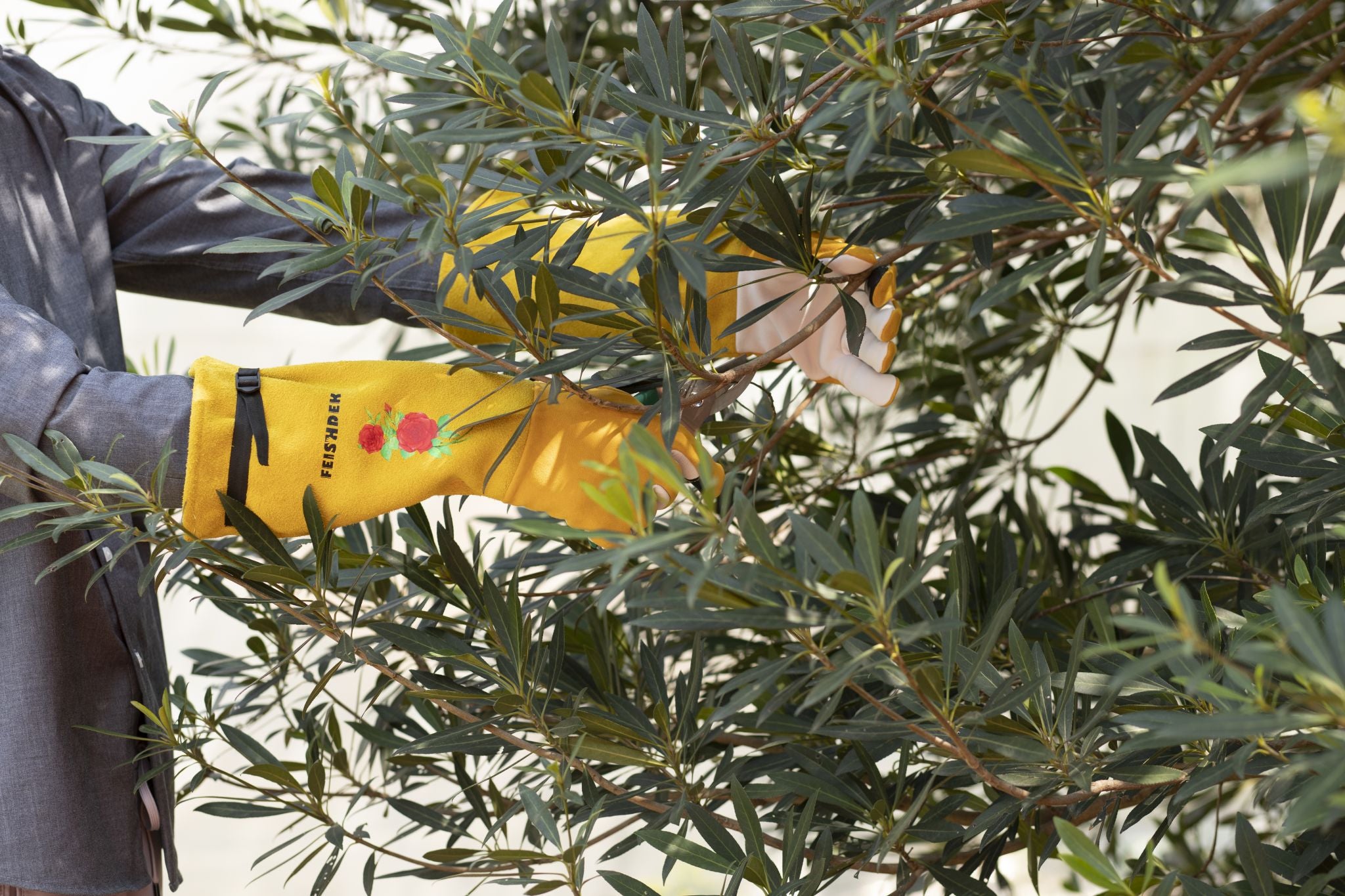 Real Leather Thorn Proof Long gardening Gloves