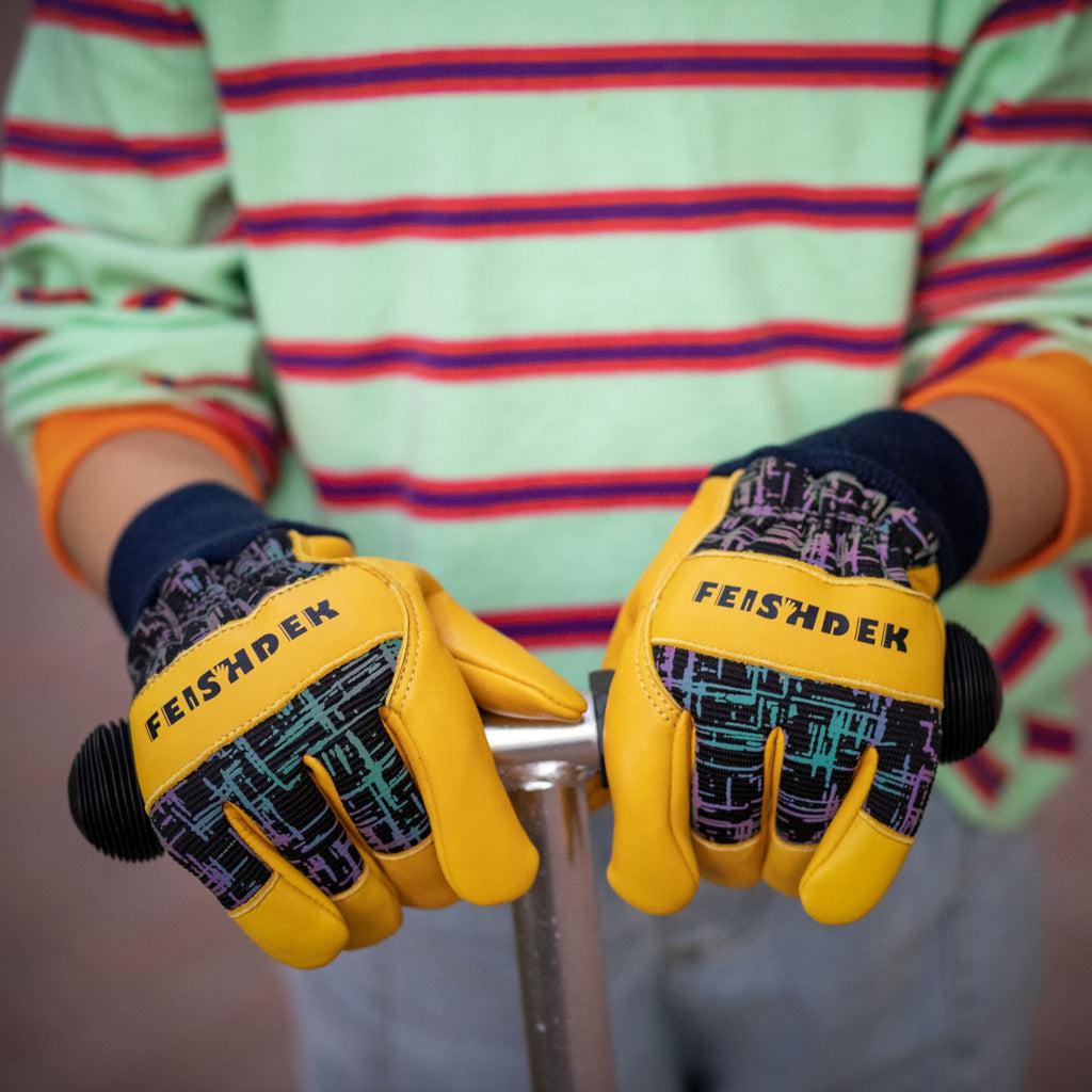 Real Leather Kids Elastic Wrist 3M Thinsulate Cold Weather Gloves